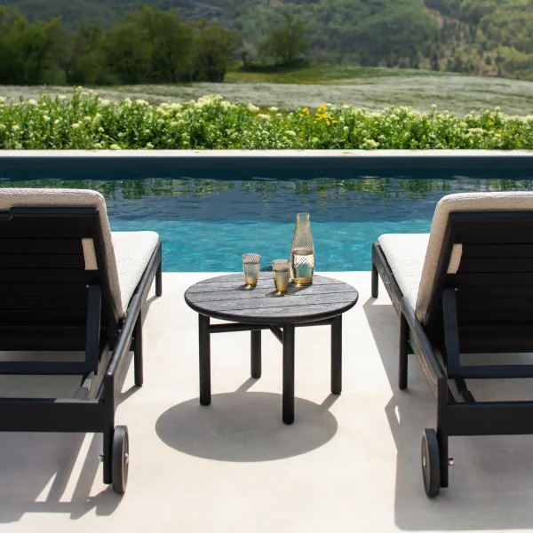 ethnicraft_10348_jack_adjustable_lounger_thin_cushion_natural_11152_nomad_cushion_cumin_10266_quatro_side_table_hq_(4)