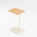 loop-side-table-veneer-oak-natural-lacquer-lua468-powder-coated-steel-mushroom-matte-1013-1-gazzda