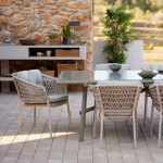 dog_line_ocean_chair_lifestyle_85