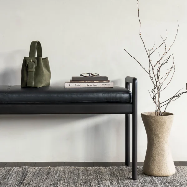 35124_Jack_bench_cushion_black_leather_det01_HQ