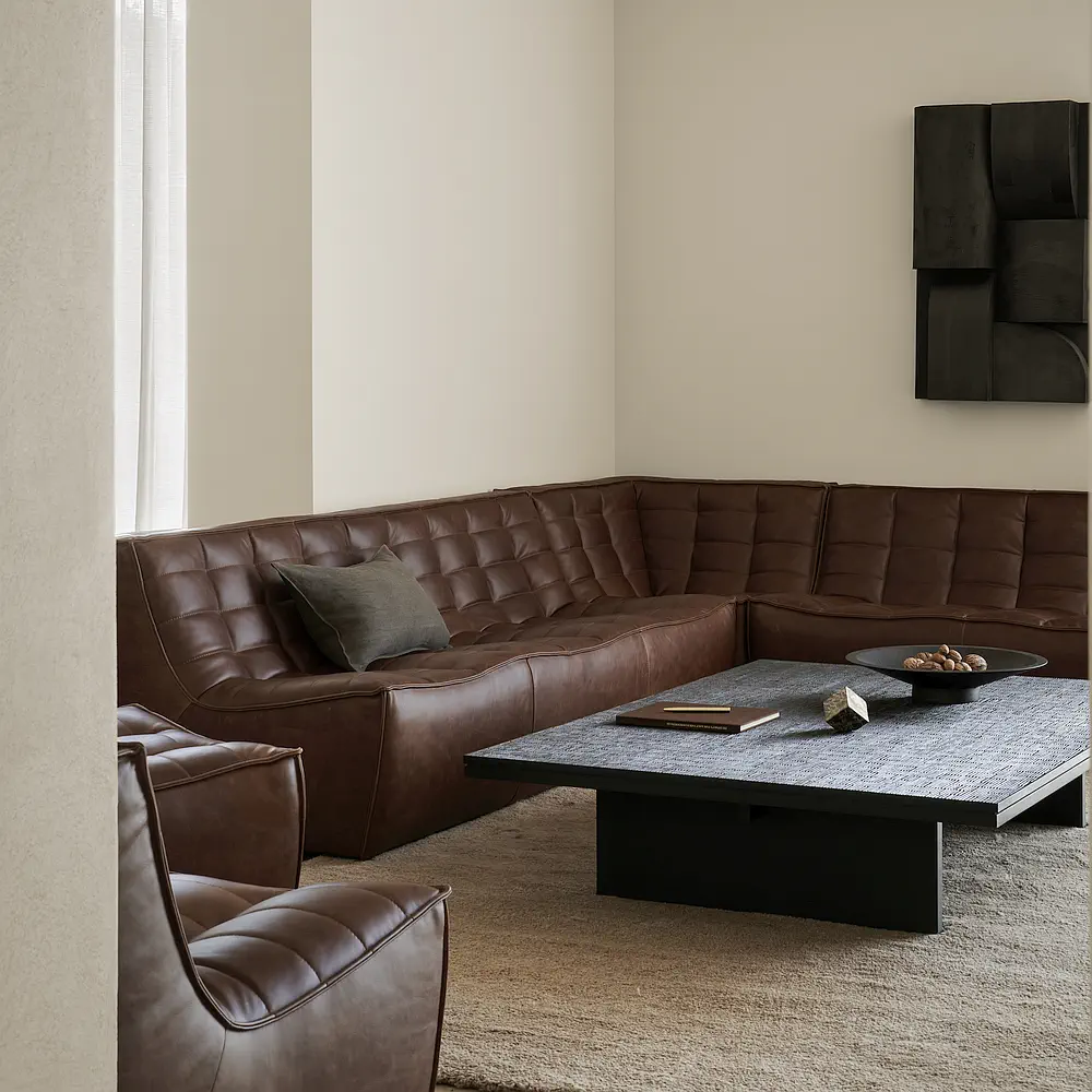 22189_22194_N701_modular_sofa_set_Chestnut_12258_Grooves_coffee_table_Off_Black_02_HQ