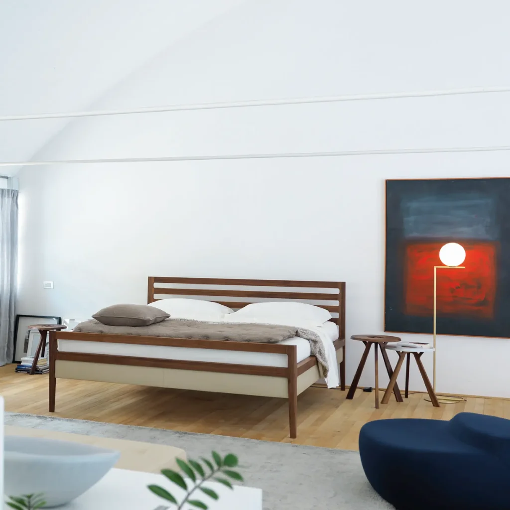 Team7_my_loan_bed_walnut_2