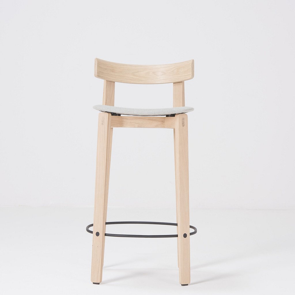 st-nora-bar-chair-46x45x100-oak-white-1015-newbury-mlf-10-1-gazzda-e1680789022869